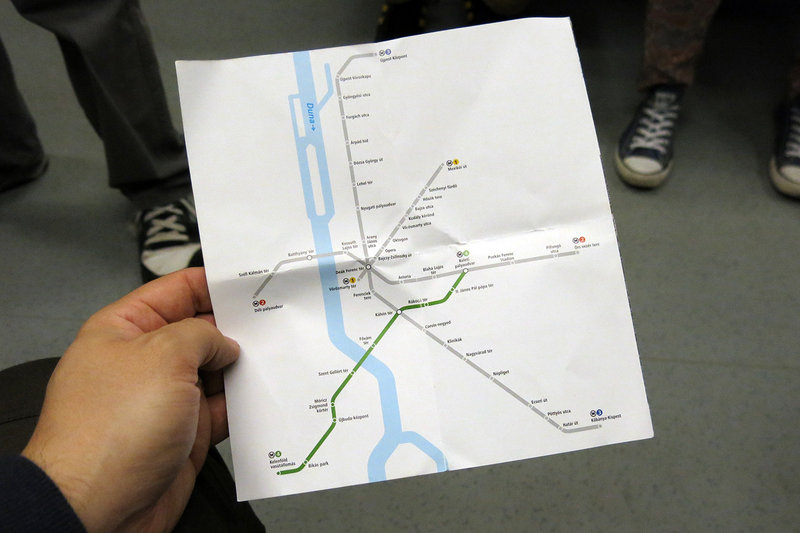 Illustration for article titled La nueva lĂnea de metro de Budapest es un psicodĂ©lico viaje de diseño